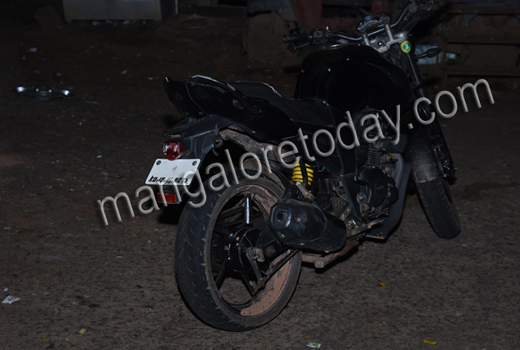 Rowdy sheeter hacked to death by rival gang in Thokkottu 1